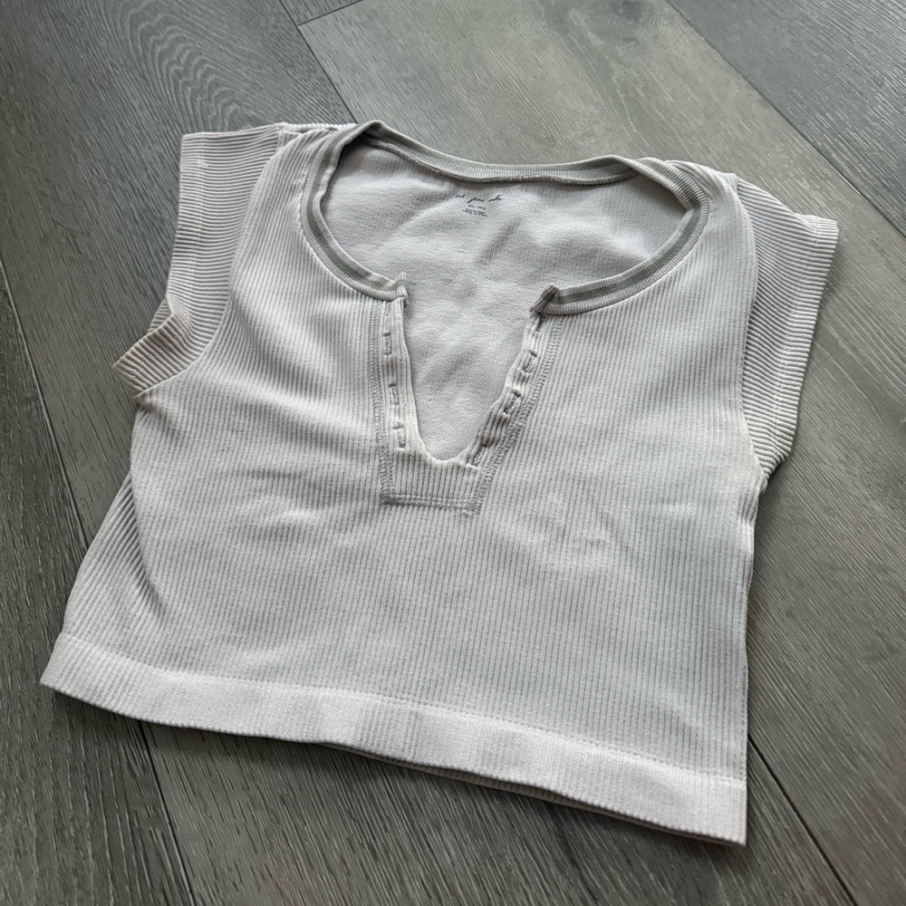 Grey Urban Outfitters ‘Go For Gold Up From Under’ Top